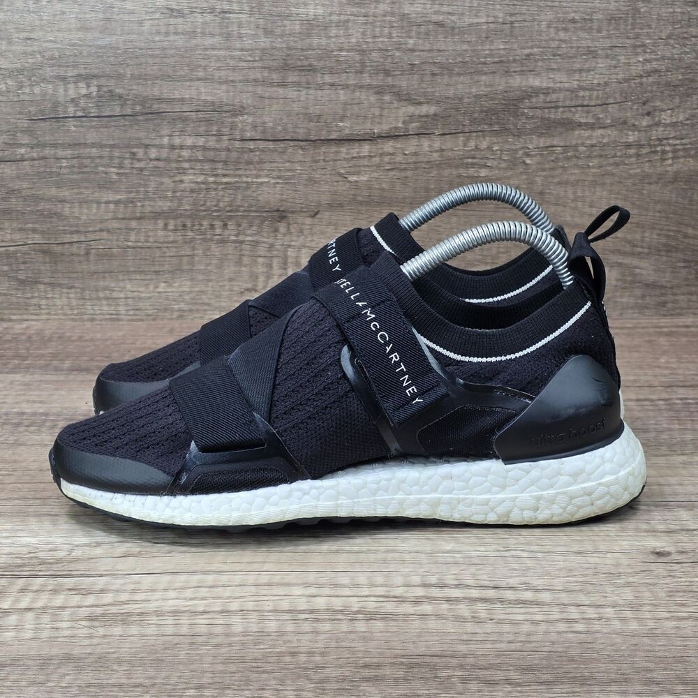 Adidas UltraBoost X Stella McCartney Women's Sz 7 Black White Shoes FZ3032 READ* - Picture 3 of 12